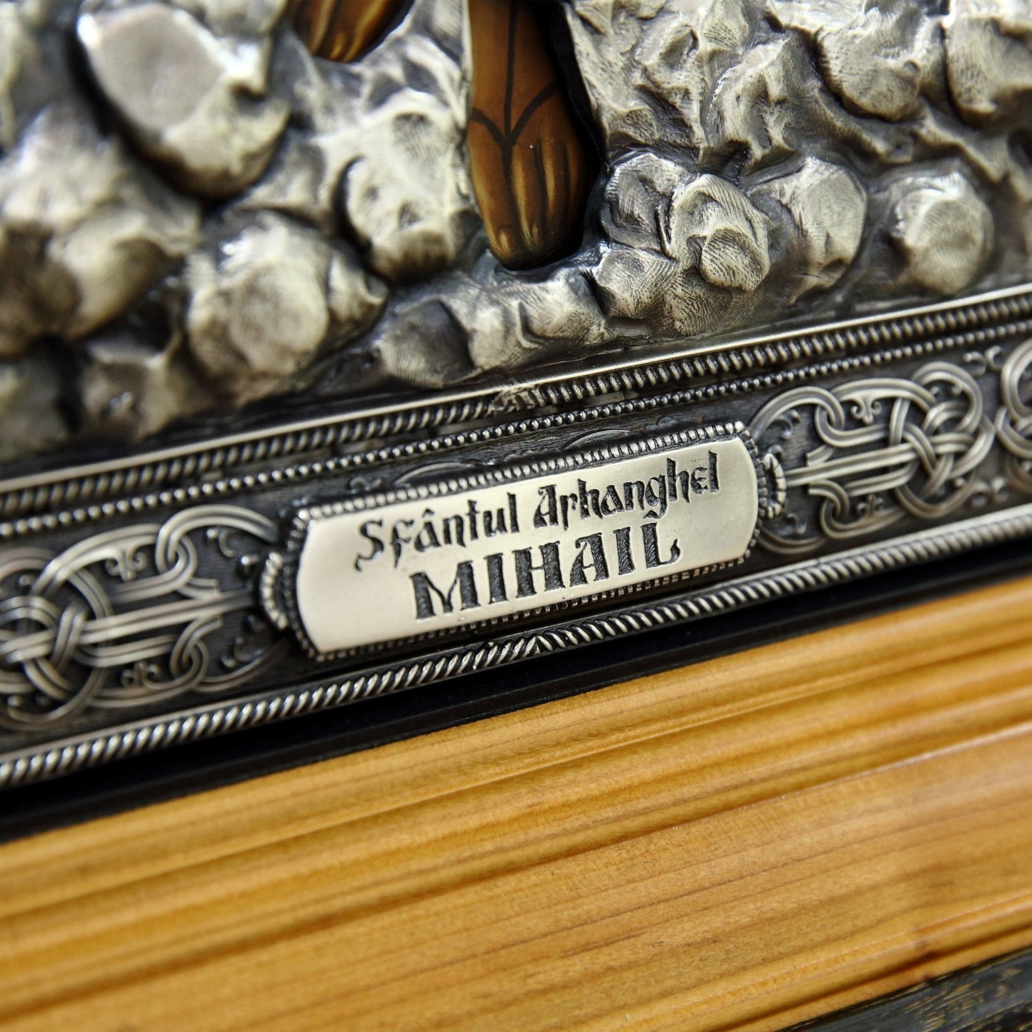 Icoana Sfântul Arhanghel Mihail la pret de 4850 RON, arhanghel mihail, arhanghelul mihail icoana, ferecate, icoana arhanghel mihail, icoana arhanghelul mihail, icoane, sf arhanghel mihail, sf arhanghel mihail si gavril, sf arhangheli mihail si gavril